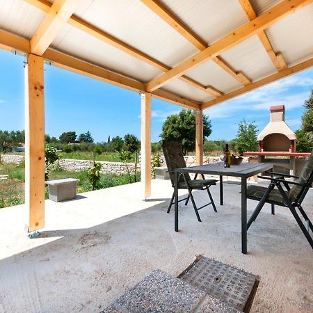 Casetta In Campagna Ровинь Экстерьер фото